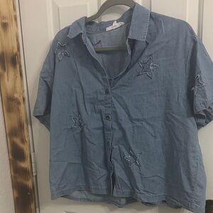 Jane and Delancey Blue Star Embroidered Top